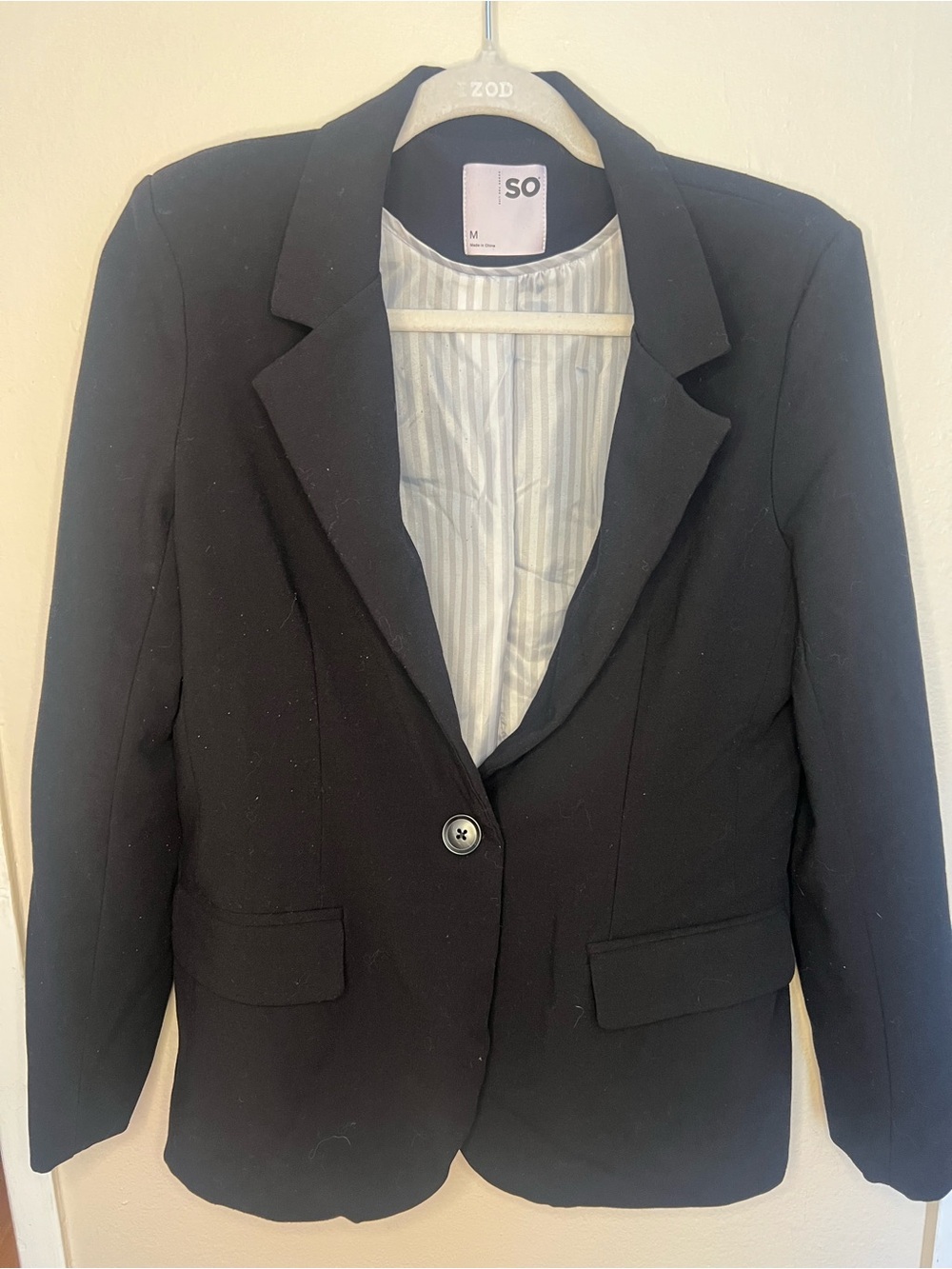 SO Black Single-Button Notched Lapel Blazer